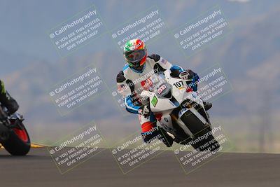 media/Sep-11-2022-SoCal Trackdays (Sun) [[81b7e951af]]/Turn 9 (930am)/